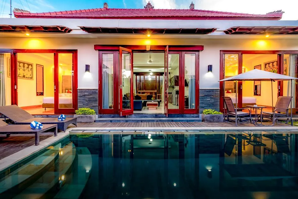 Villa Gayatri Seminyak  Seminyak (Bali)